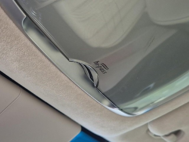 6081500882R17.jpg