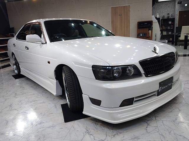 0541697A30261017W00517.jpg