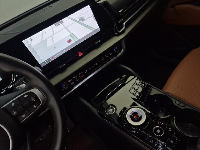 6081501040R10.jpg