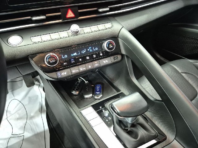 6061001739R8.jpg