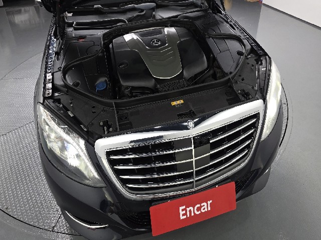 0b453f4fb6640e833c4b05a1732452c9.jpeg