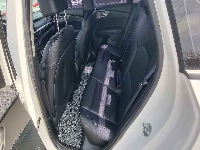 5e5f56aaea9b42f040ddff1c47137118.jpeg