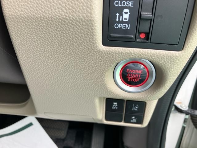 0121938A30260830W00218.jpg