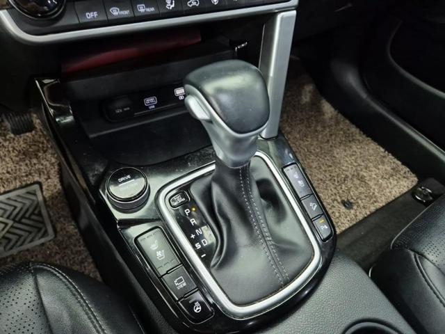 6061000572R8.jpg