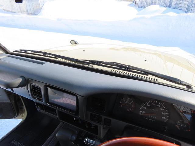 0302151A30260217W00118.jpg