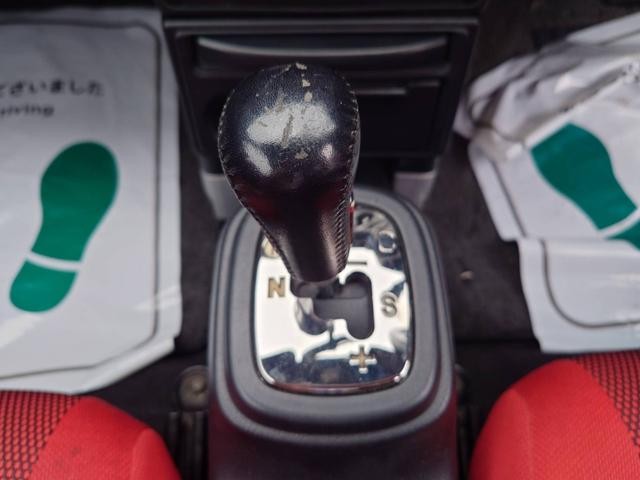 0904066A30260716W00116.jpg