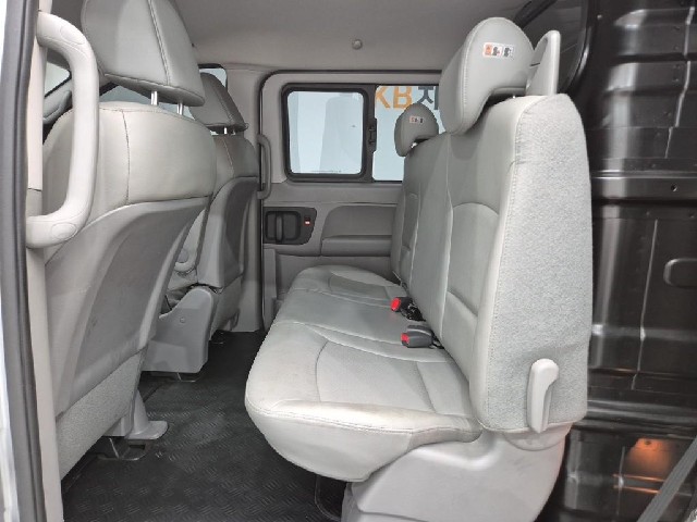 6081000981R12.jpg