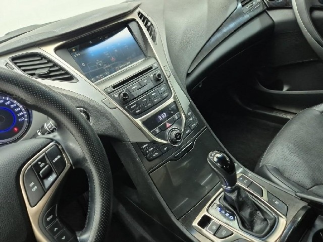 6071000556R10.jpg