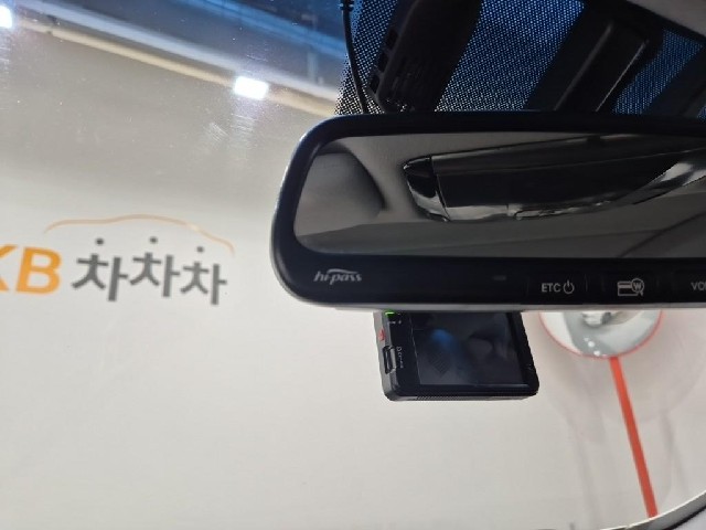 6071000556R17.jpg