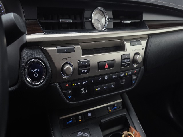 92cab8a31e3f46f8f72ebc78a1c1d002.jpeg
