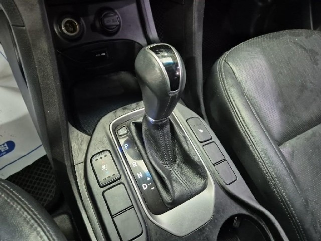6071000486R8.jpg