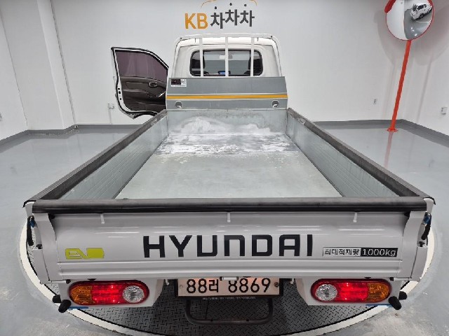 6061000567R17.jpg