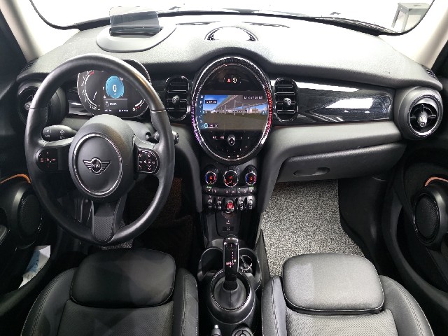 6d4aa025989ae8c5f31d22d54ad18e55.jpeg
