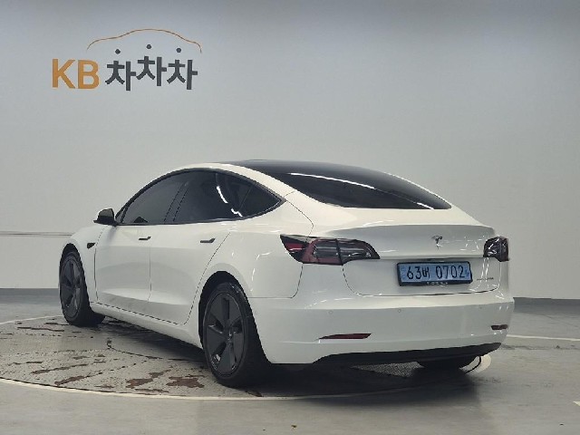 6081500930R2.jpg