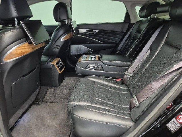 6051501338R12.jpg