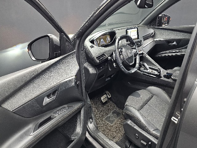 f5851a223daf5aebd1e3a0c750262147.jpeg
