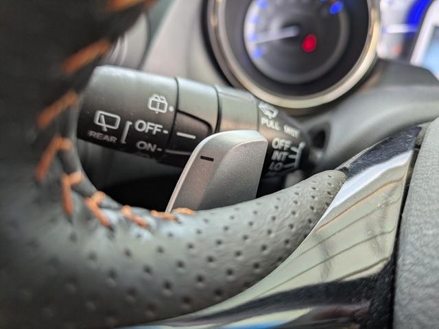 0204992A30260829W00117.jpg