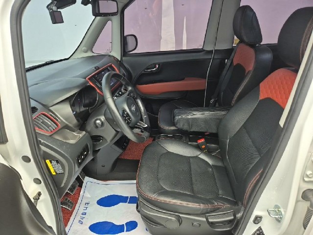 6081500909R11.jpg