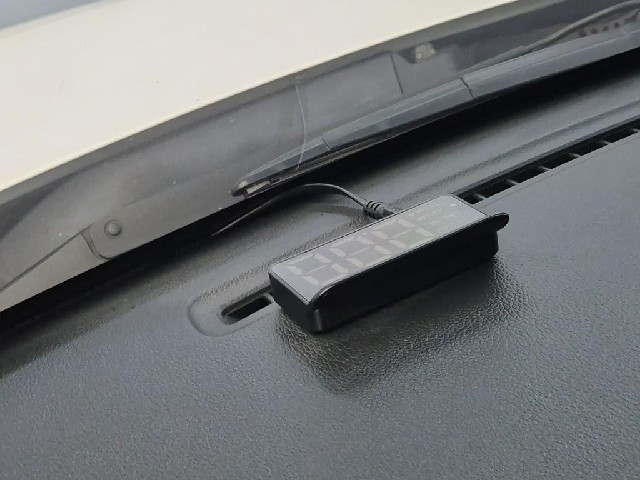 6081500909R15.jpg