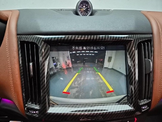 6011000510R14.jpg