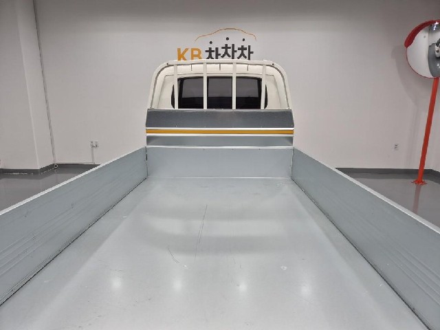 6061000401R15.jpg