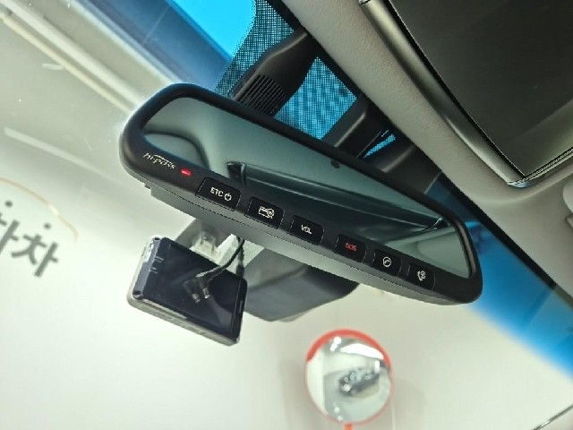6081001009R17.jpg