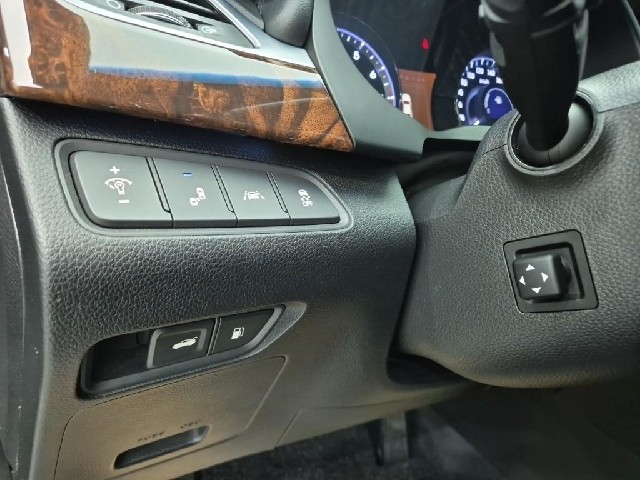 6081001009R18.jpg
