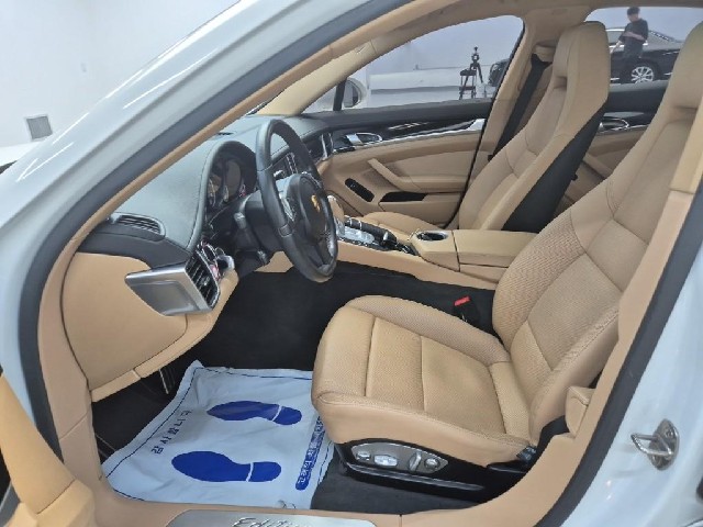 6071001882R11.jpg