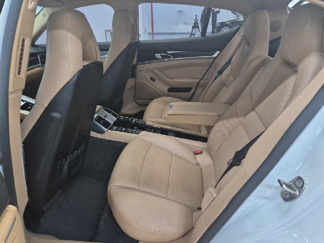 6071001882R12.jpg