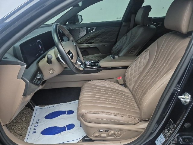 6081500895R11.jpg
