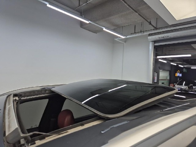 6081501116R13.jpg