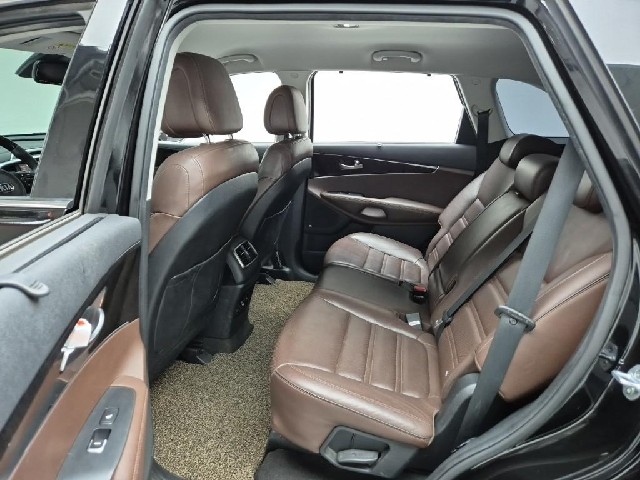 6041000920R12.jpg