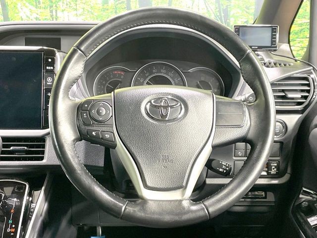 9e121973380b12082ac378ef32458745.jpg