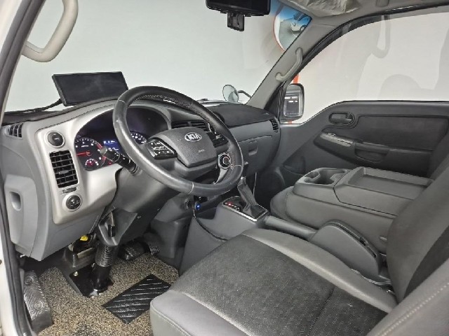 6041000339R6.jpg
