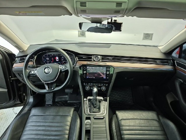 6081501141R7.jpg