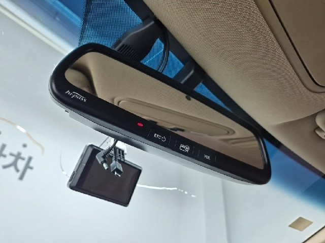 6061000856R16.jpg