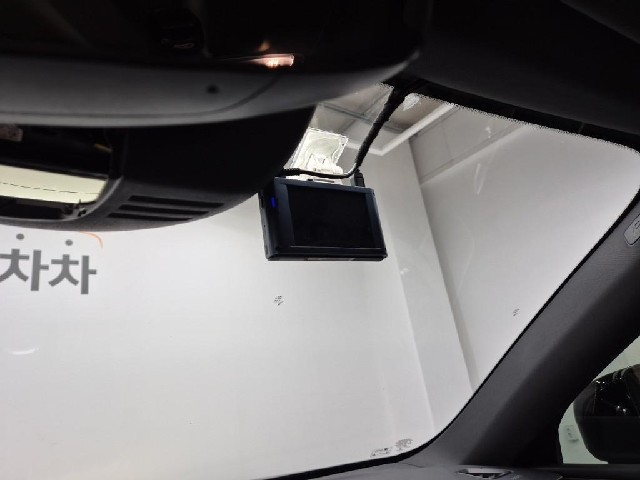 6061002446R18.jpg