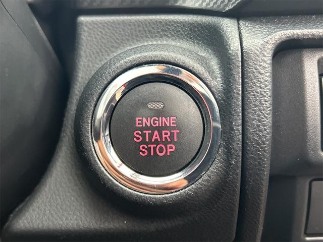 0207478A30260830W00111.jpg