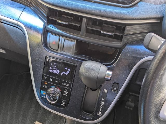 0207643A30260830W00215.jpg