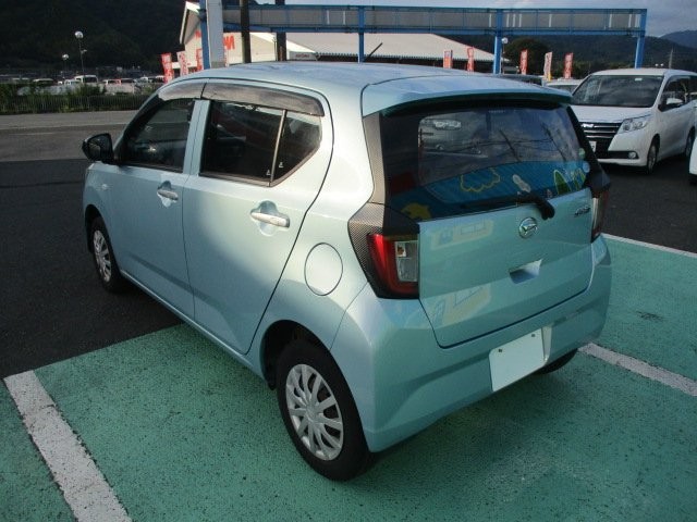 9d7799e7fca4bb3b5f6c5772eb4766b5.jpg