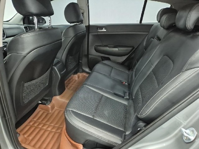 6061002153R12.jpg