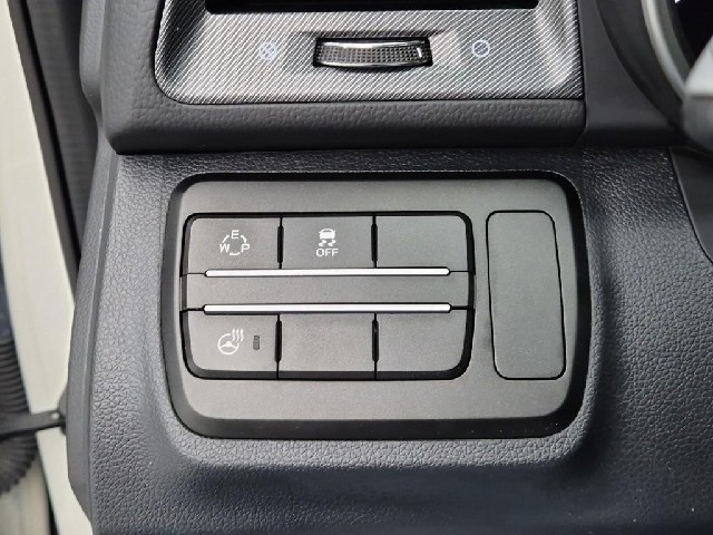 6091501647R17.jpg