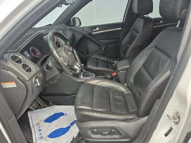 6061000549R11.jpg