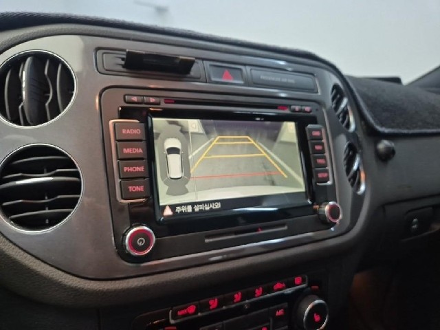 6061000549R15.jpg