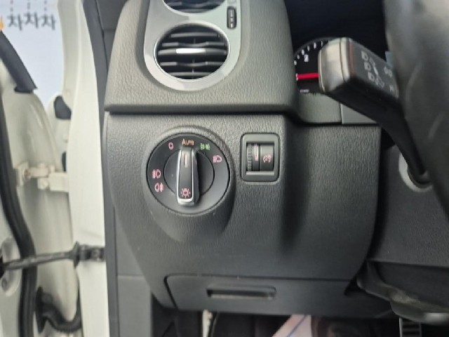 6061000549R18.jpg