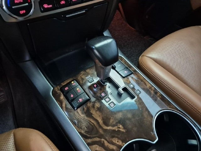 6061501764R8.jpg