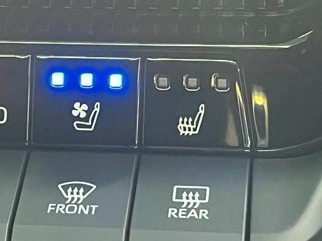 0208369A20260826D00207.jpg
