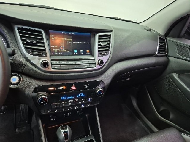 6091001132R10.jpg