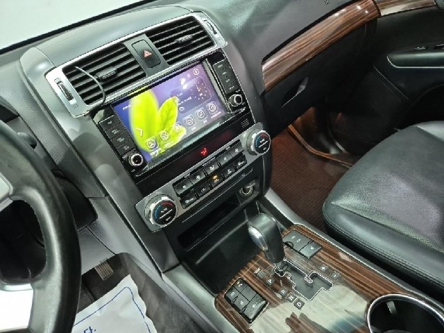 6091001047R10.jpg