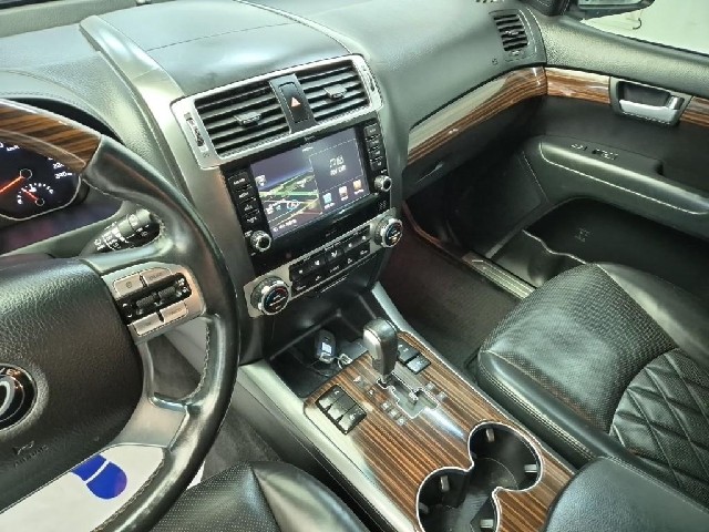 6091000896R10.jpg